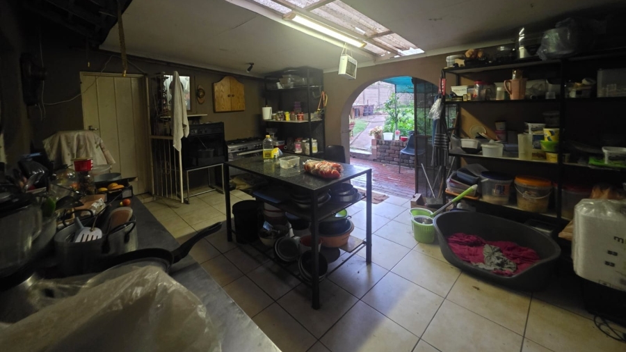 4 Bedroom Property for Sale in Geelhoutpark North West